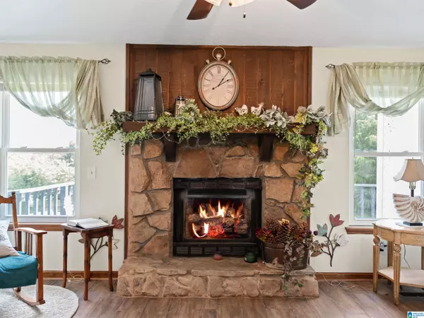 Jacksonville, AL 36265,1504 GEORGE DOUTHIT DRIVE SW