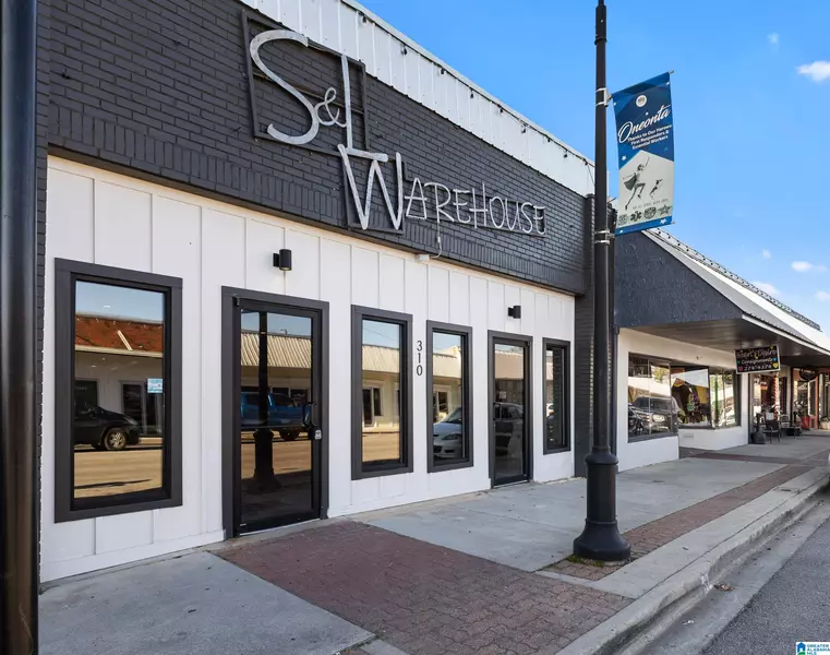 310 1ST AVENUE, Oneonta, AL 35121