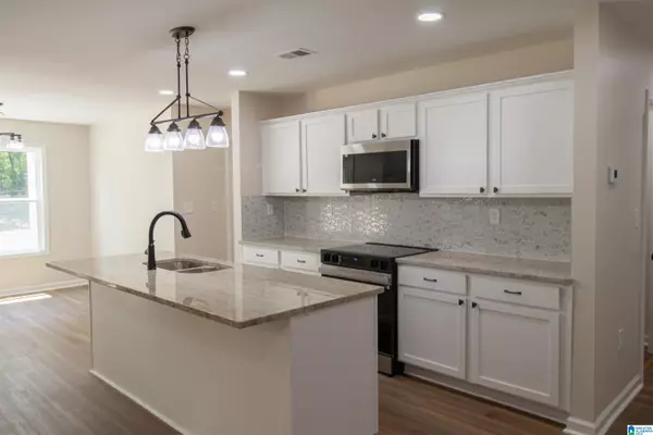 Jasper, AL 35503,9 RANDOLPH COVE