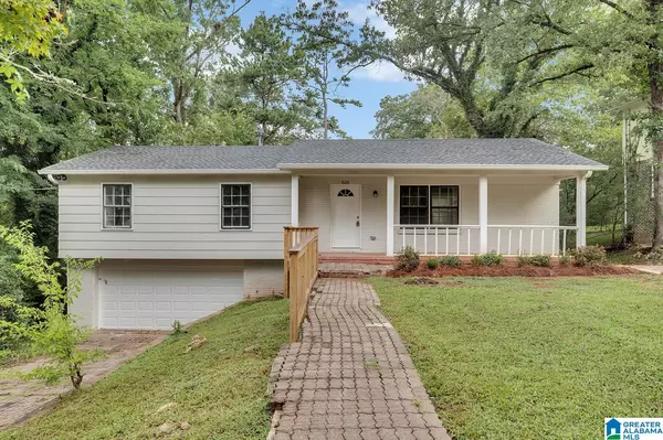 628 16TH COURT NW, Center Point, AL 35215