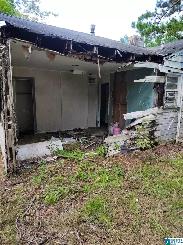 Montgomery, AL 36105,3862 HAPPINESS AVENUE