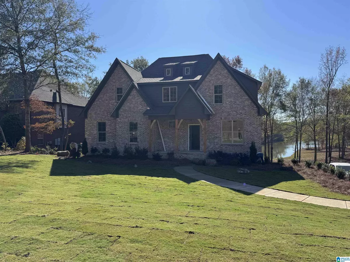 Chelsea, AL 35043,336 EMERALD LANE