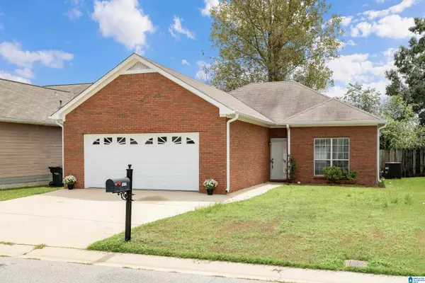 1017 WINDSOR PARKWAY, Moody, AL 35004