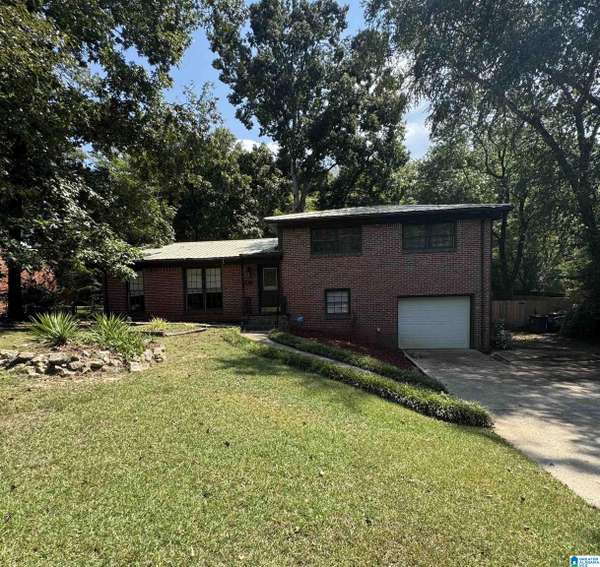 109 36TH AVENUE NE, Center Point, AL 35215