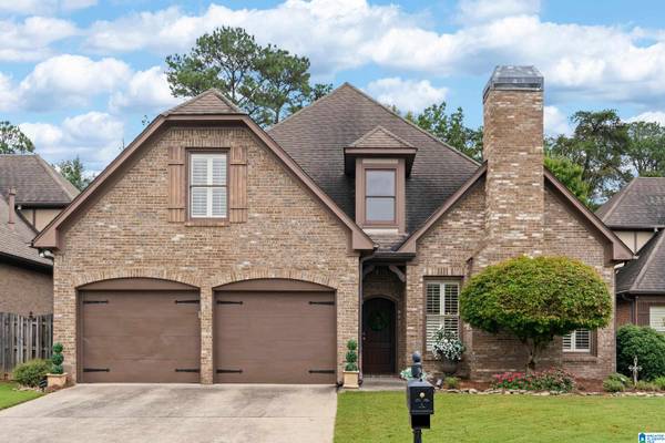 2290 CHALYBE TRAIL, Hoover, AL 35226