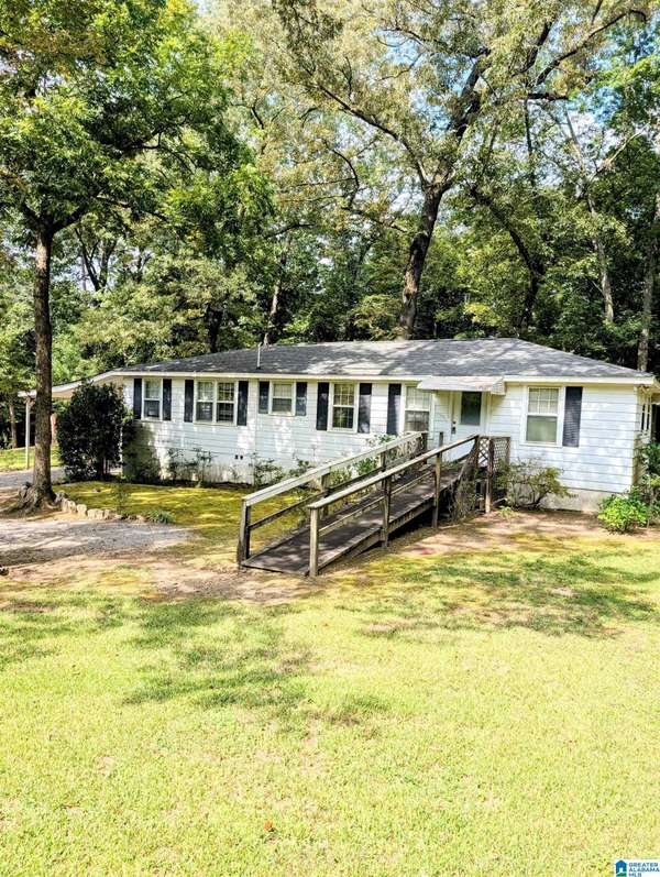 790 LESLIE LANE, Gardendale, AL 35071