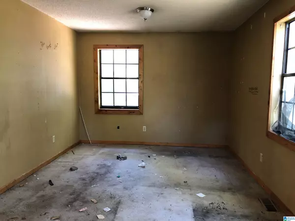 Jasper, AL 35504,544 SHELTERED COVE ROAD