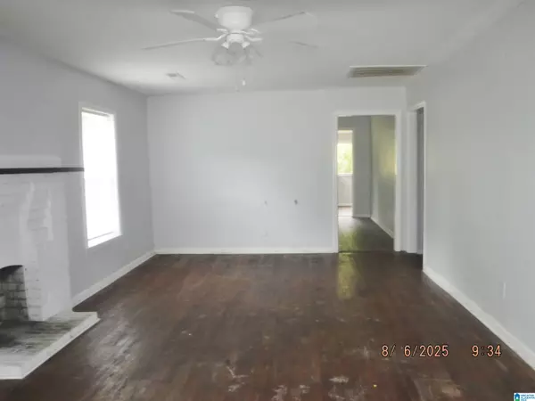 Boaz, AL 35956,850 S MAIN STREET