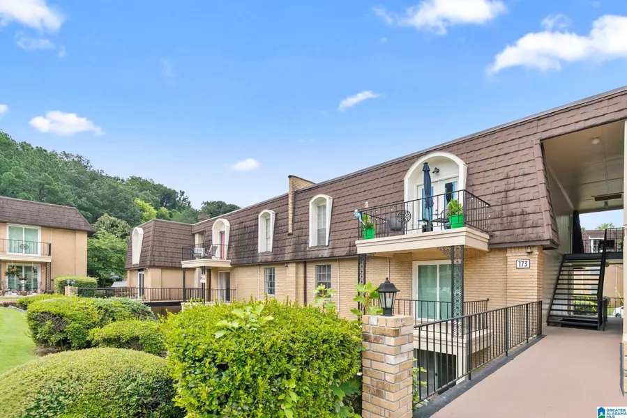 173 OLD MONTGOMERY HIGHWAY #D, Homewood, AL 35216