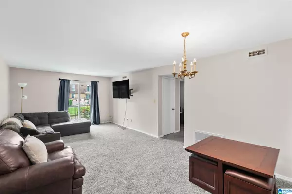 Homewood, AL 35216,173 OLD MONTGOMERY HIGHWAY #D