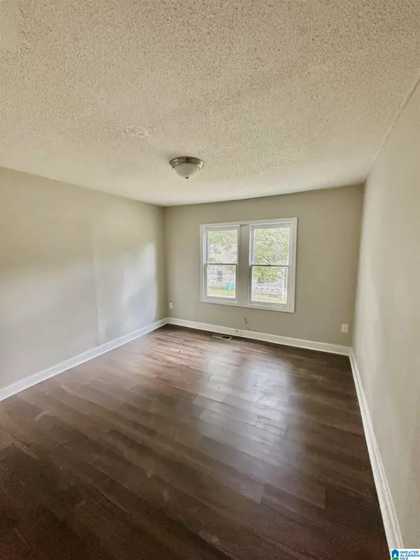 Birmingham, AL 35224,5223 LOOP ROAD