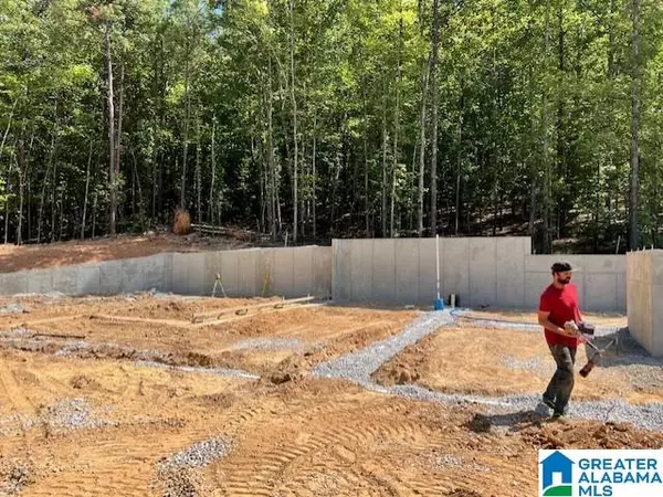 Pelham, AL 35124,3017 GREY OAKS CRESCENT