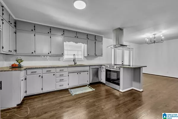 1382 TOMAHAWK ROAD, Birmingham, AL 35214