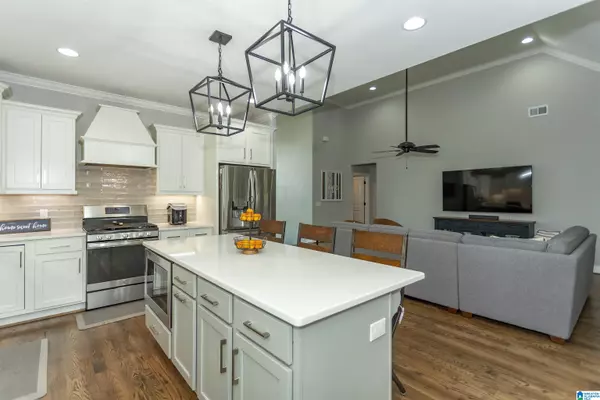 Pelham, AL 35124,1025 GREY OAKS VALLEY