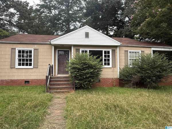 1802 DEVON ROAD, Hueytown, AL 35023
