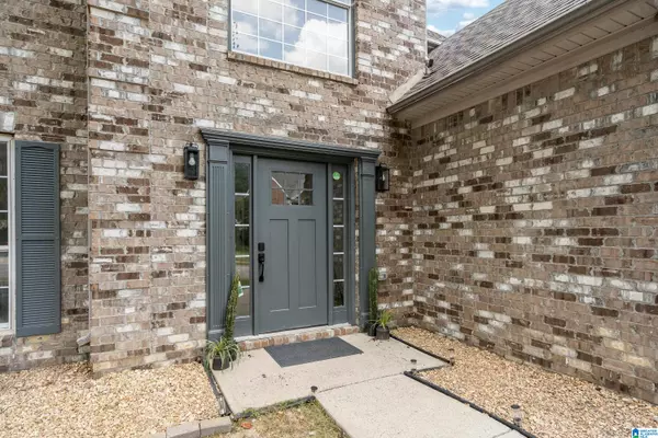 Sterrett, AL 35147,588 FOREST LAKES DRIVE