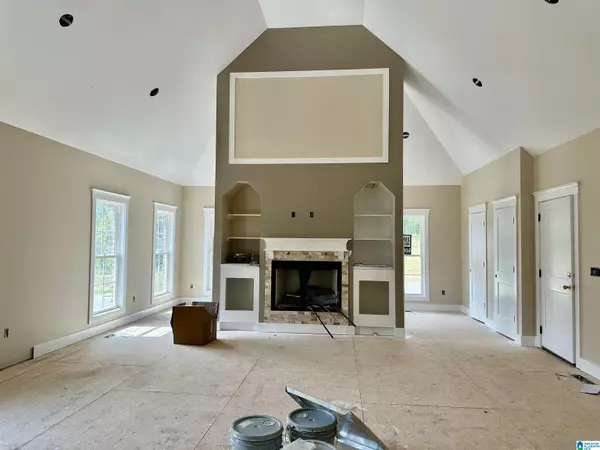 Anniston, AL 36207,121 VILLAGE CIRCLE