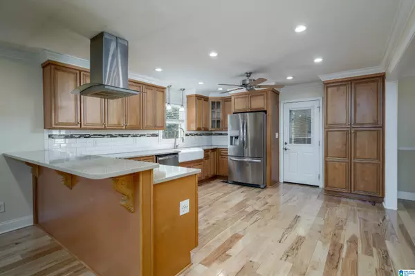 Tuscaloosa, AL 35404,64 CHEROKEE HILLS