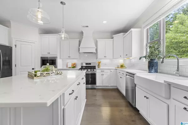 Hoover, AL 35244,2068 NUNNALLY PASS