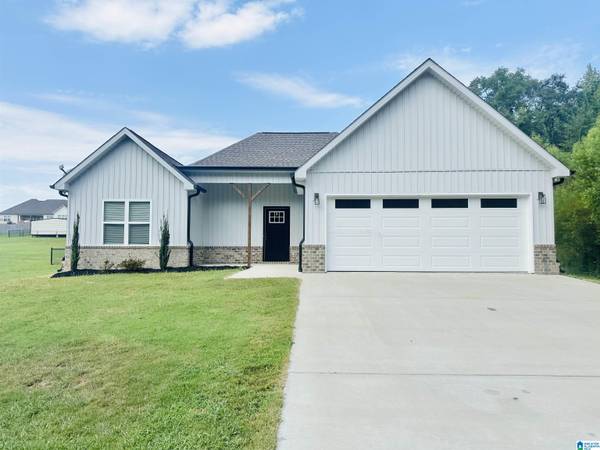 830 NEW STYLE CIRCLE, Clanton, AL 35045