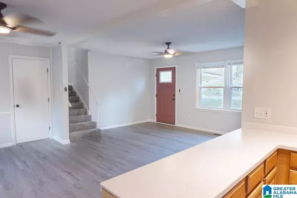 Center Point, AL 35215,549 16TH AVENUE NW