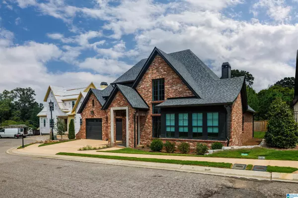 Vestavia Hills, AL 35216,3308 SOUTHBEND CIRCLE