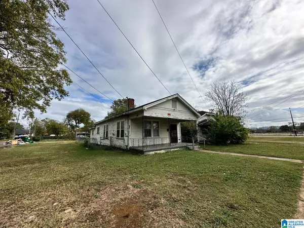 811 1ST STREET, Birmingham, AL 35204