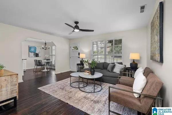 Vestavia Hills, AL 35243,2613 VESTBROOK CIRCLE
