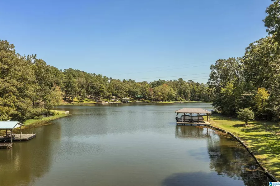 77 COYOTE LANE, Sylacauga, AL 35151