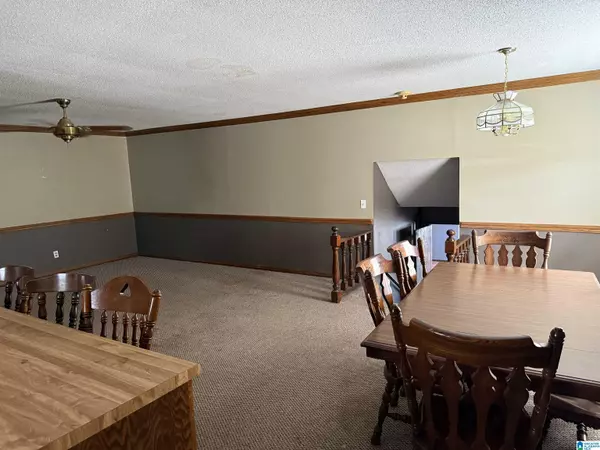 Dora, AL 35062,111 CREST DRIVE