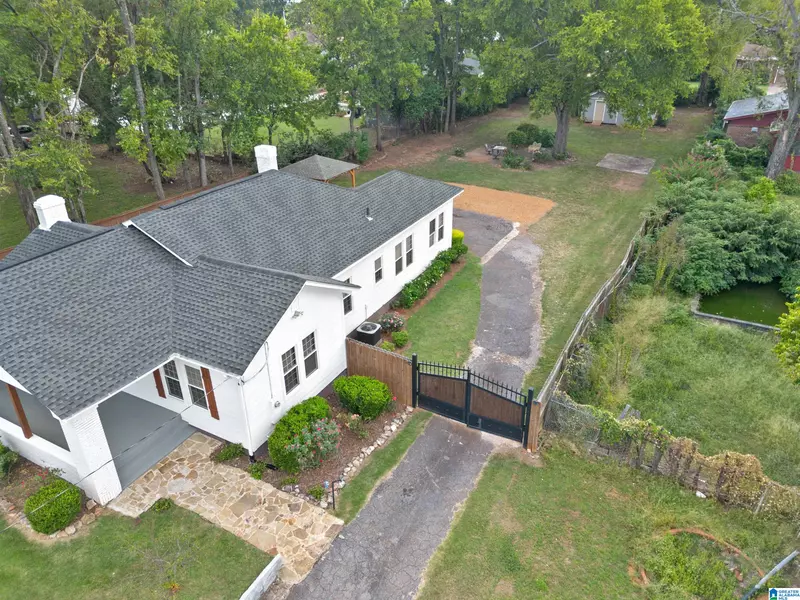 876 GOLDWIRE STREET, Birmingham, AL 35211