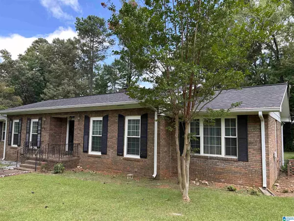 3821 KNOLLWOOD DRIVE, Anniston, AL 36207