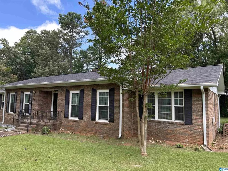 3821 KNOLLWOOD DRIVE, Anniston, AL 36207