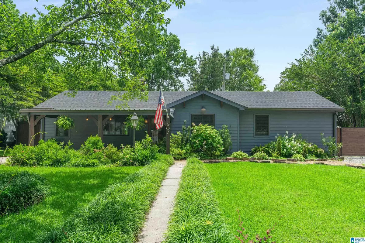 Birmingham, AL 35213,607 STRATHMORE ROAD