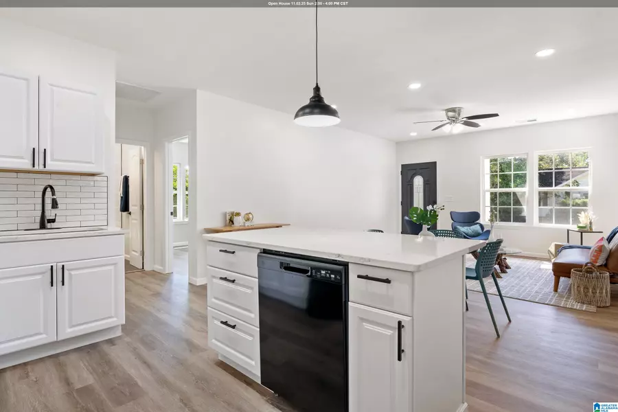 812 7TH AVENUE, Midfield, AL 35228