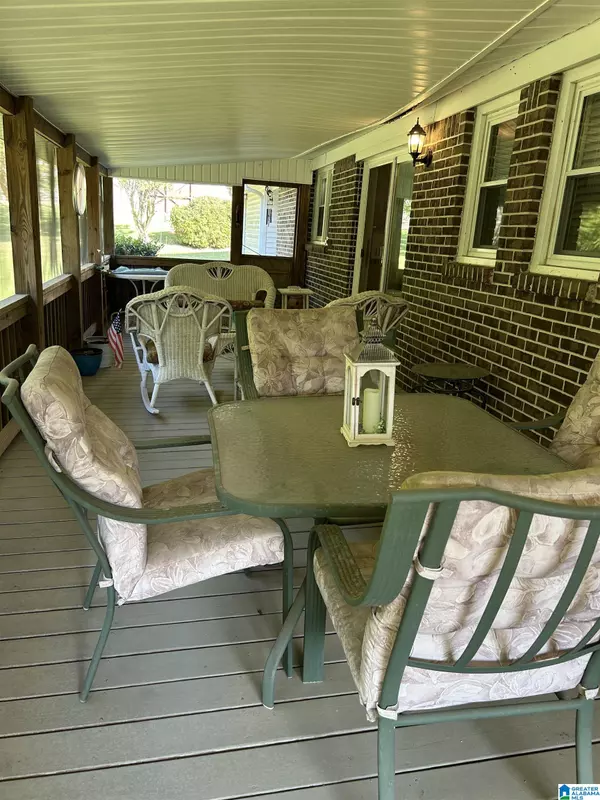 Haleyville, AL 35565,56 KENNY STREET