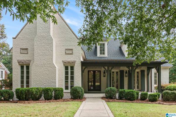 525 FOUNDERS PARK CIRCLE, Hoover, AL 35226