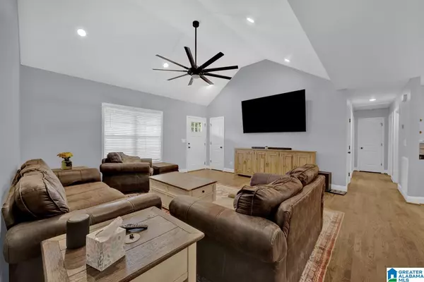 Warrior, AL 35180,2611 BLAKE WAY