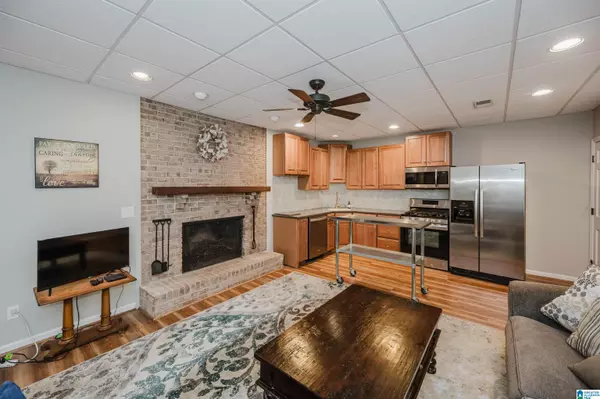 Hoover, AL 35226,2617 FOOTHILLS DRIVE