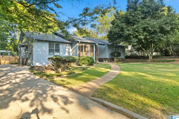 Vestavia Hills, AL 35216,2148 BROOKDALE LANE