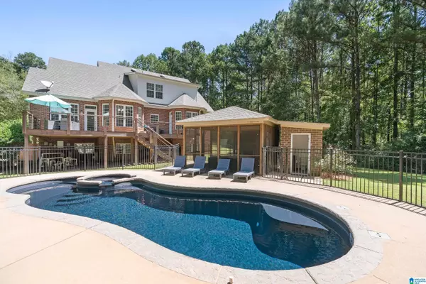 166 DOROUGH ROAD, Columbiana, AL 35051