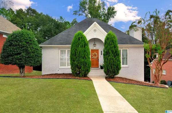 Vestavia Hills, AL 35216,1537 BENT RIVER CIRCLE