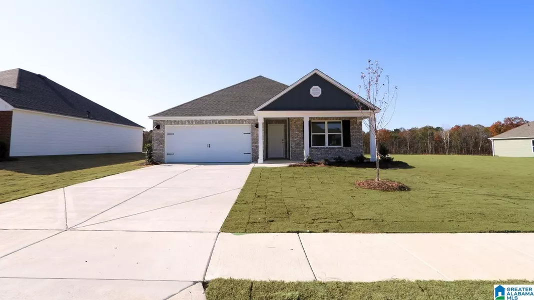 308 OAKMONT CIRCLE, Calera, AL 35040