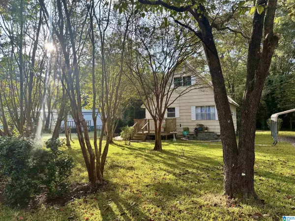 400 BROADLEAF DRIVE, Talladega, AL 35160