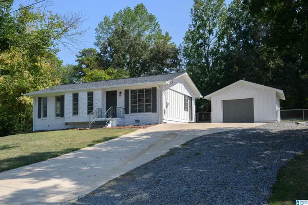 2917 VALLEYVIEW CIRCLE, Adamsville, AL 35005