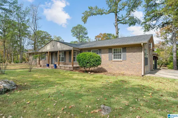 Hoover, AL 35226,304 N BURBANK DRIVE