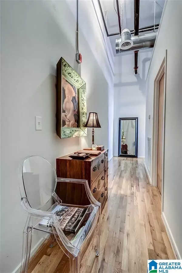 Birmingham, AL 35203,2412 2ND AVENUE N #11