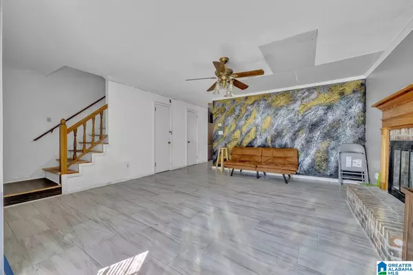 Gardendale, AL 35071,411 JAMESTOWN MANOR DRIVE