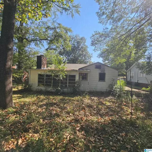 Sylacauga, AL 35150,221 S CANNON AVENUE