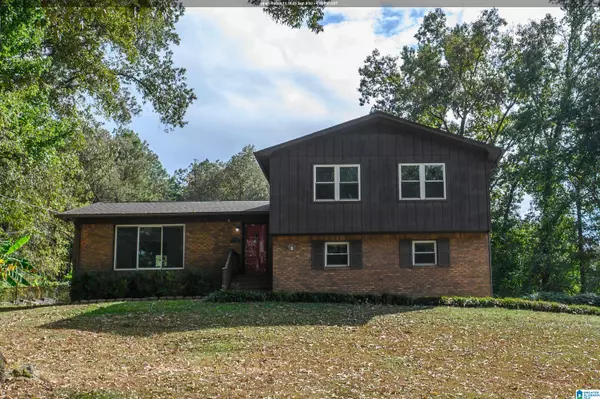 1807 APACHE WAY, Alabaster, AL 35007